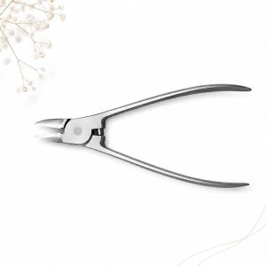 Nail clipper 